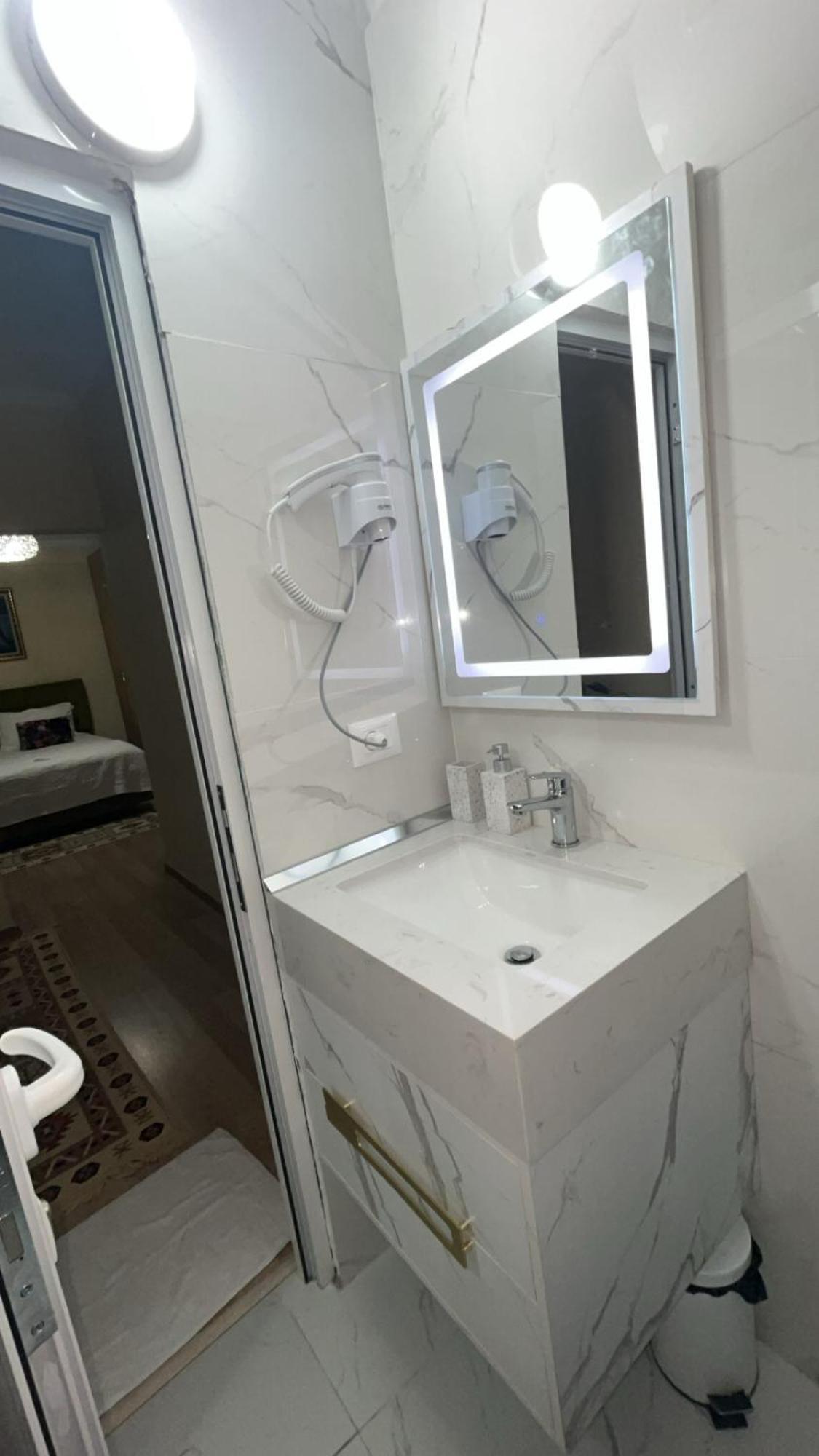 Evis House Apartment Tirana Exterior photo
