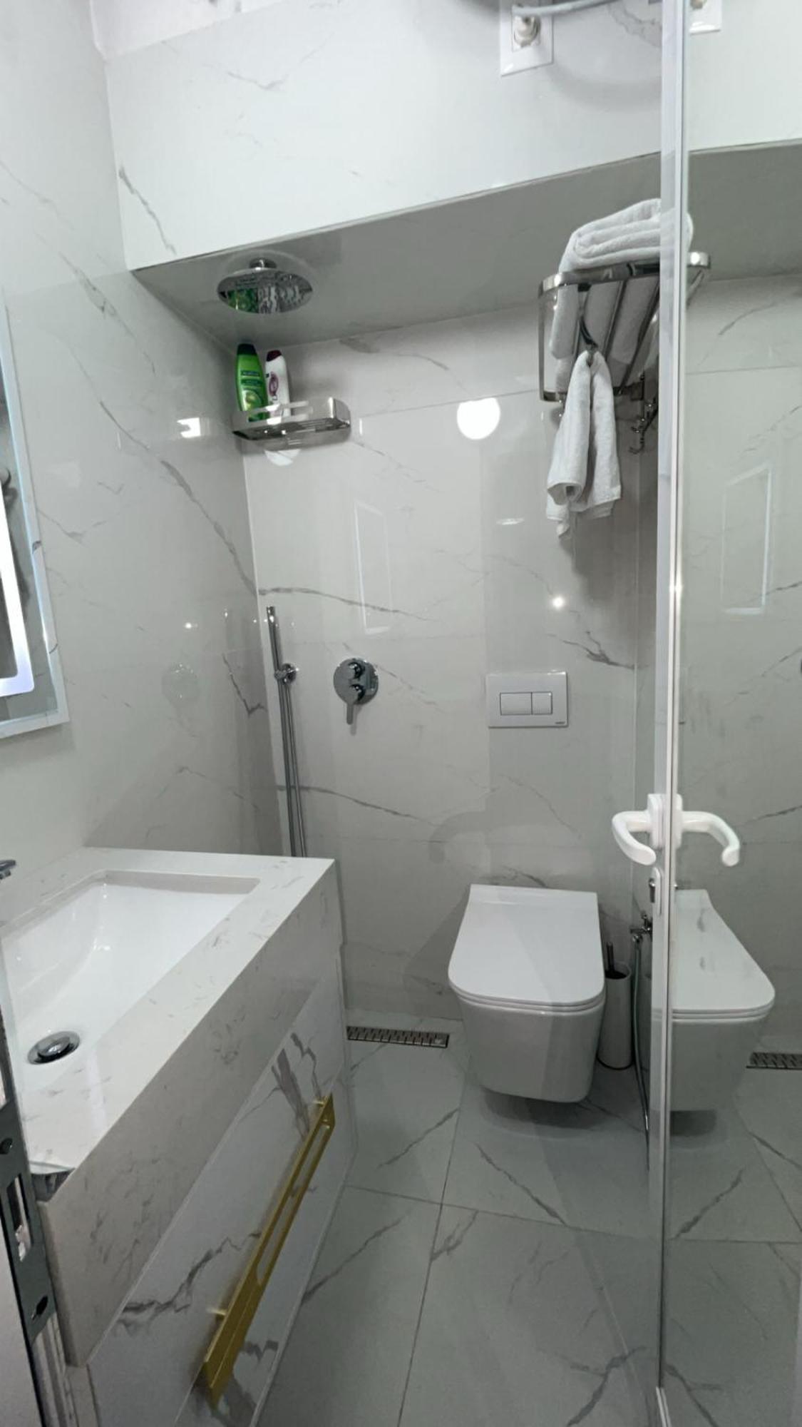 Evis House Apartment Tirana Exterior photo