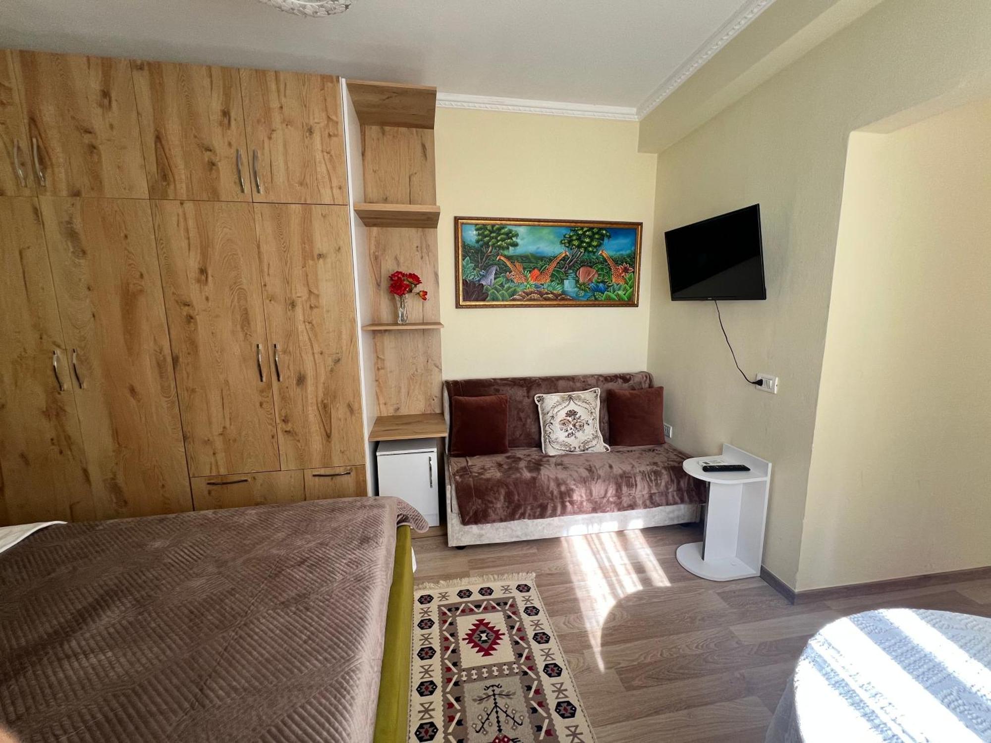 Evis House Apartment Tirana Exterior photo